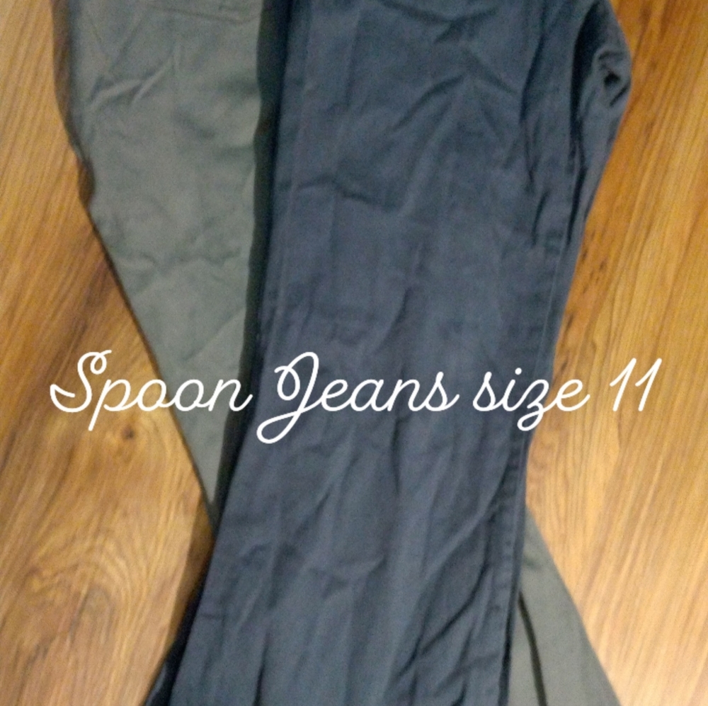 - Spoon Jeans size 11